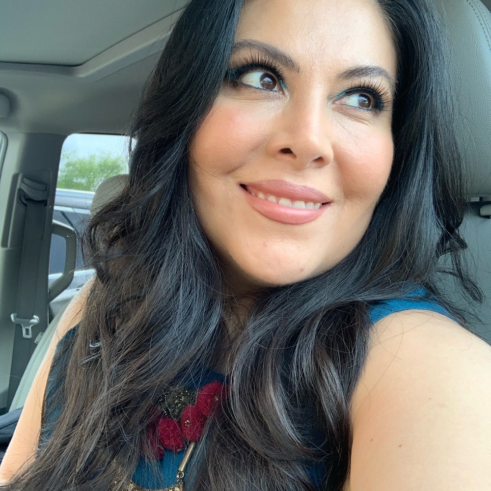 Meet your Posher, Karina